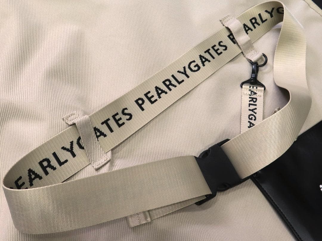 新品● パーリーゲイツ ●定番トラベルカバー　９型・４６インチ対応　ベージュ