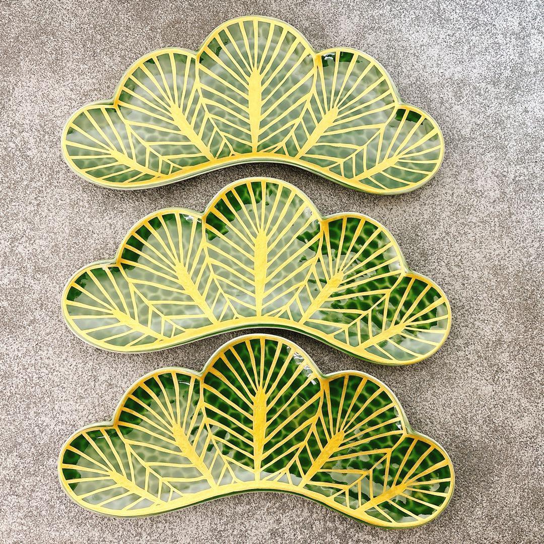 ふー様ご依頼品　専用　幸楽窯　錦金松葉形前菜皿　茶緑金　白金　5点セット