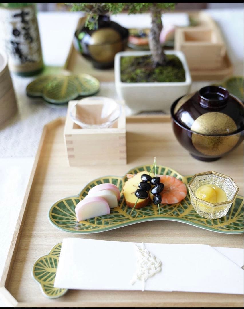 ふー様ご依頼品　専用　幸楽窯　錦金松葉形前菜皿　茶緑金　白金　5点セット