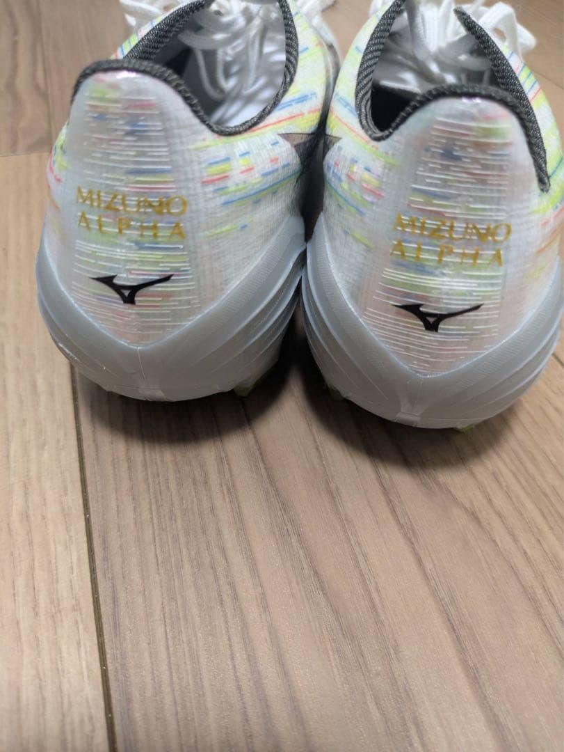 Mizuno Alpha サッカーシューズ ホワイト・マルチカラー25.5