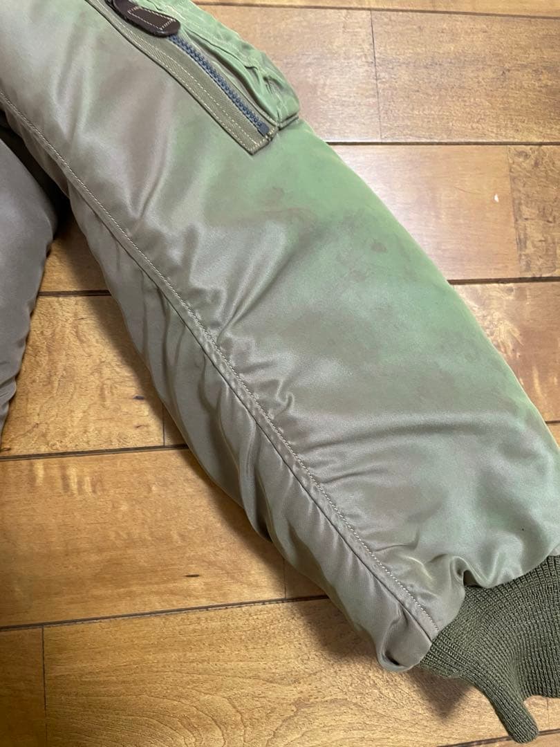 リ*ル様 バズリクソンズ　フライトジャケット　B-15B 襟ボア　36