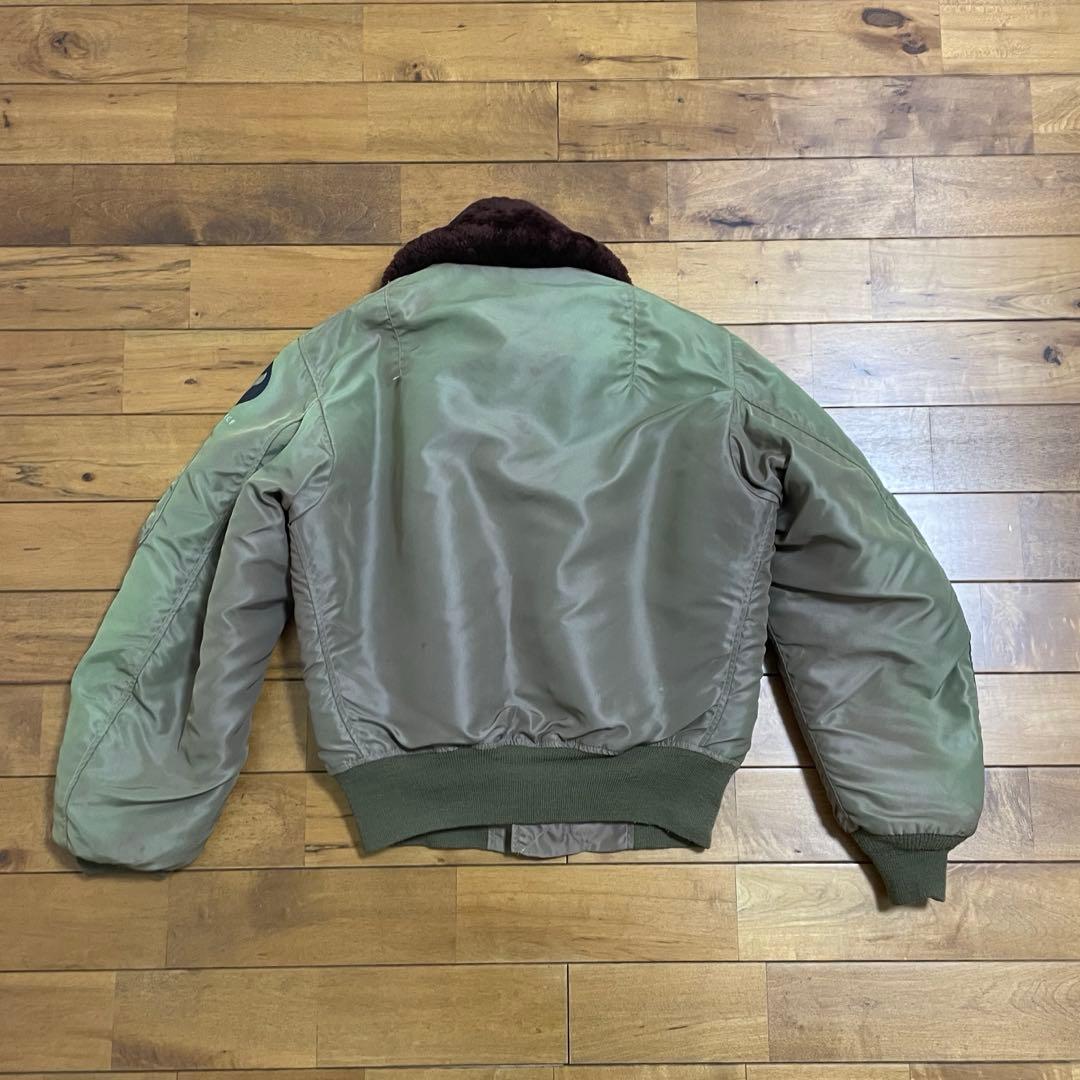リ*ル様 バズリクソンズ　フライトジャケット　B-15B 襟ボア　36