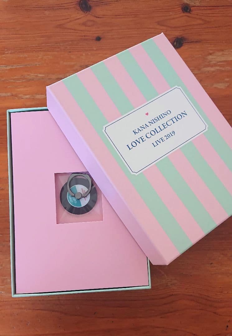 西野カナDVD、CD、ファンクラブ会報、特典クリアファイル、スマホリング他