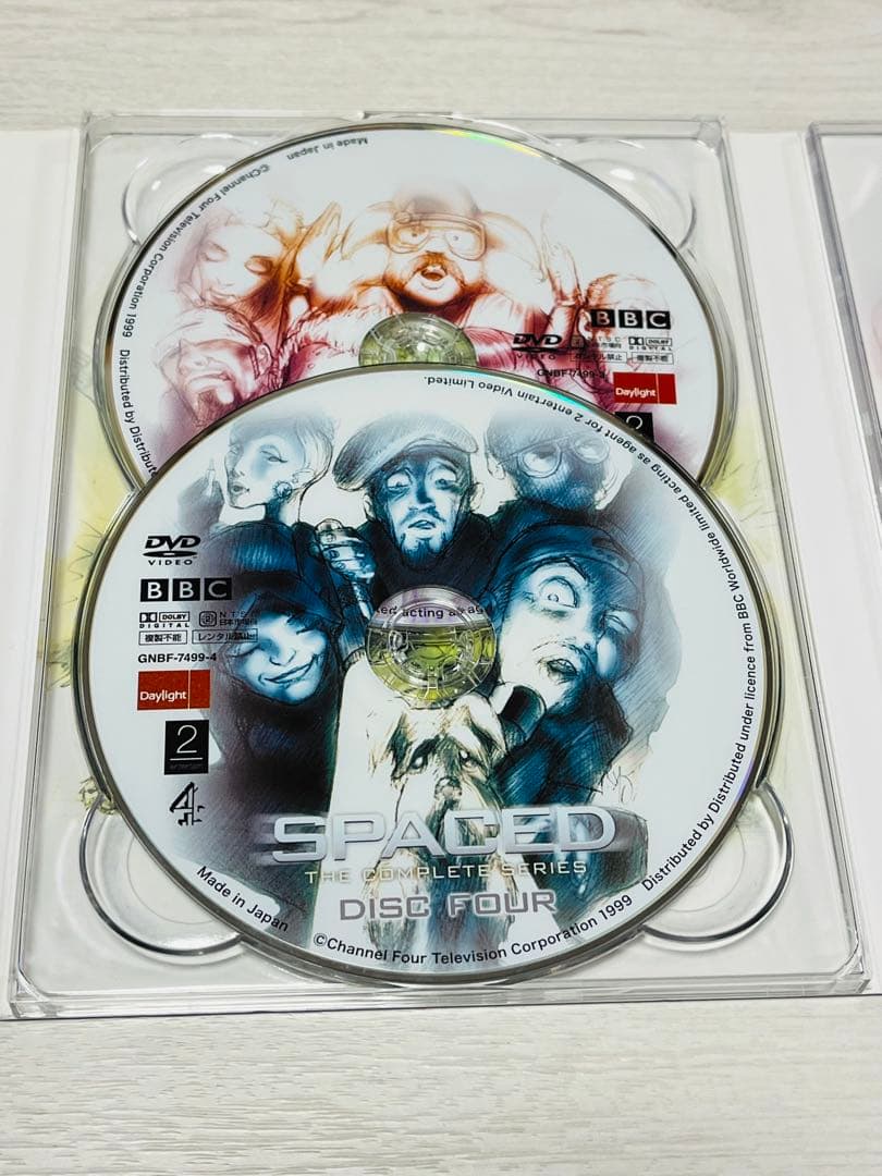 ★DVD BOX★ SPACED 俺たちルームシェアリング〈5枚組〉　セル版