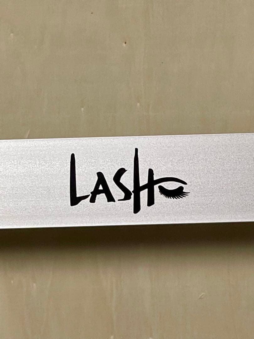 【美品】 LASHE 折りたたみ まつ毛エクステ エステ マッサージ ベット