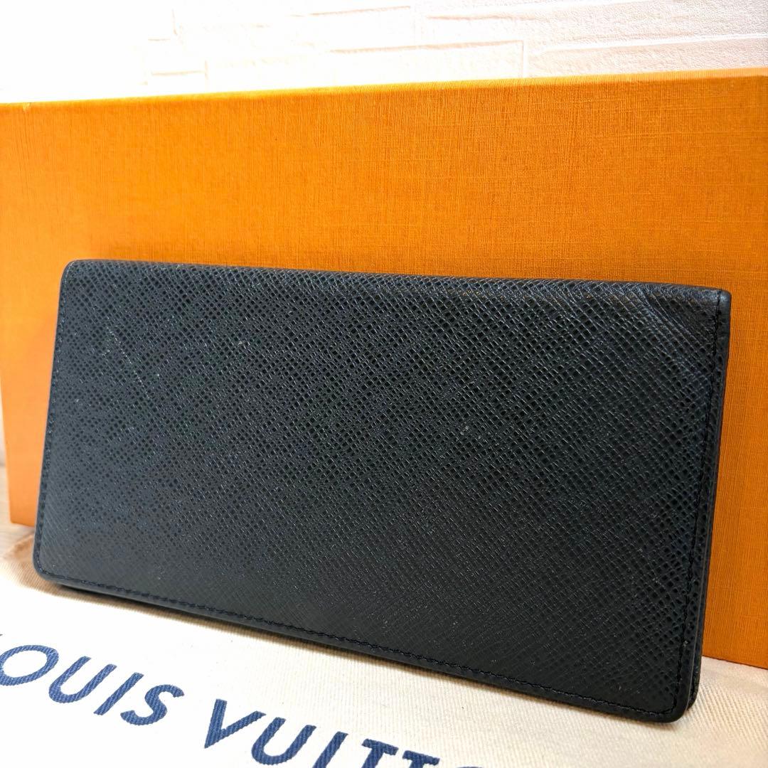 美品　ルイヴィトン　札入れ　タイガ　黒　折り財布　長財布