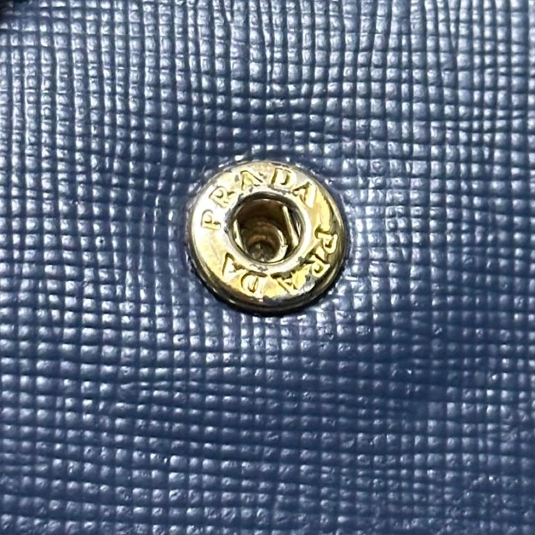 PRADA プラダ　折り財布　ラウンドファスナー　ブルー　ゴールドロゴ