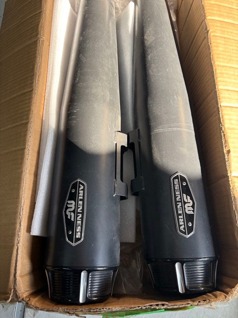 ハーレー　ツーリング　アレンネスマグナフロー　M8