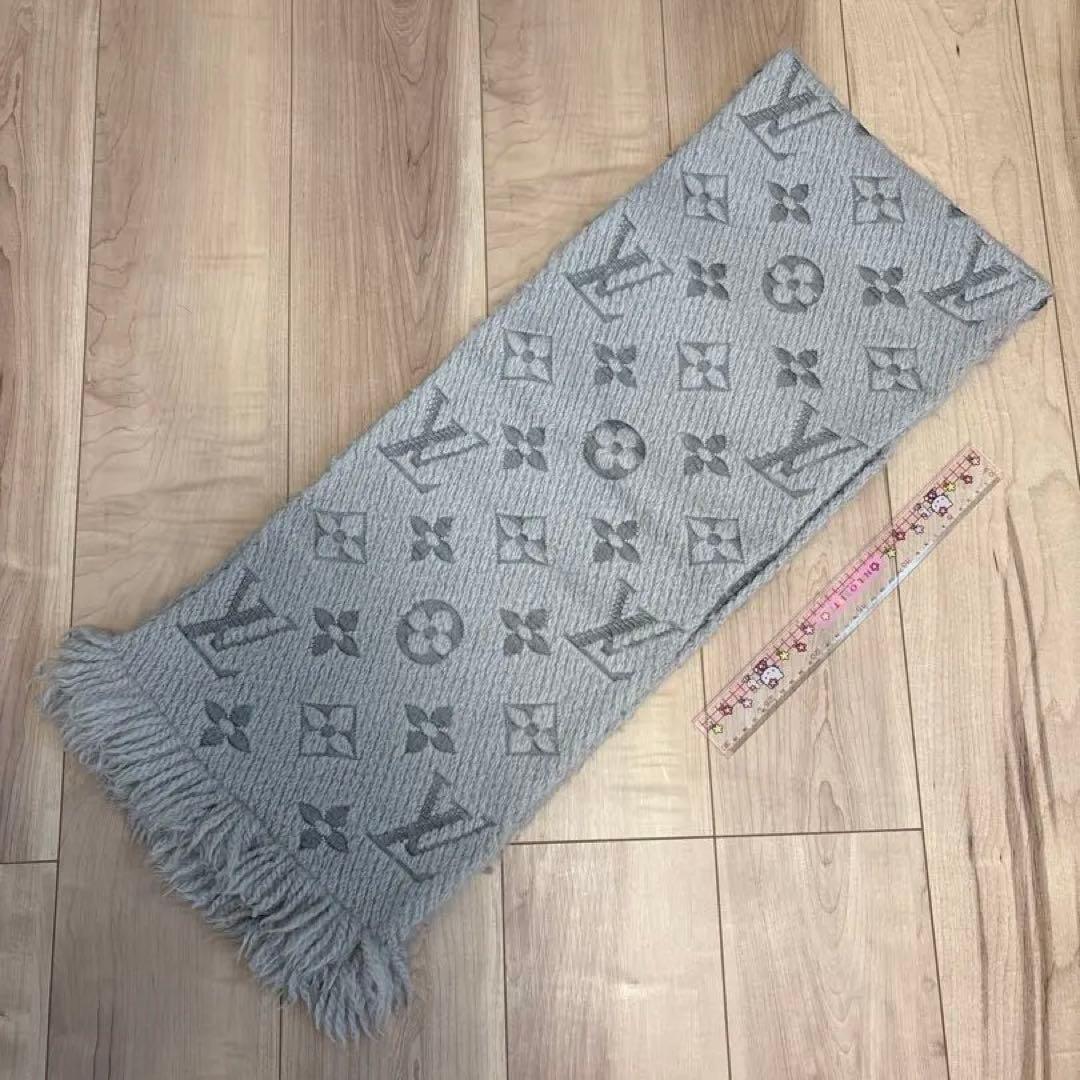 ルイヴィトンマフラーグレー