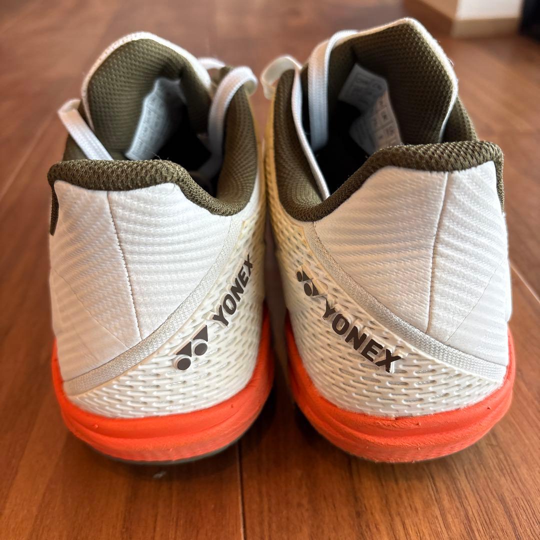 ヨネックス　テニスシューズ　オールコート用　ユニセックス　26センチ
