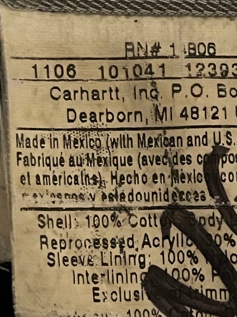 週末までの出品　カーハート ミシガンチョアコート C01 BLK 40