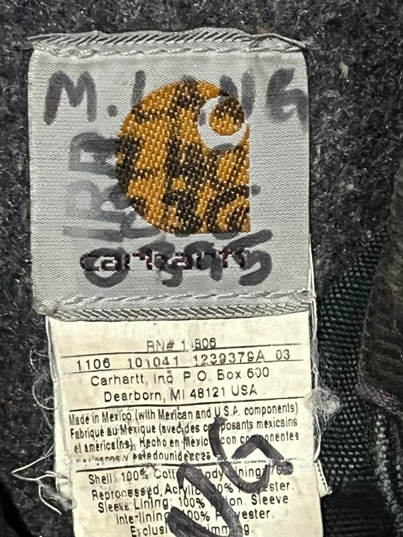 週末までの出品　カーハート ミシガンチョアコート C01 BLK 40