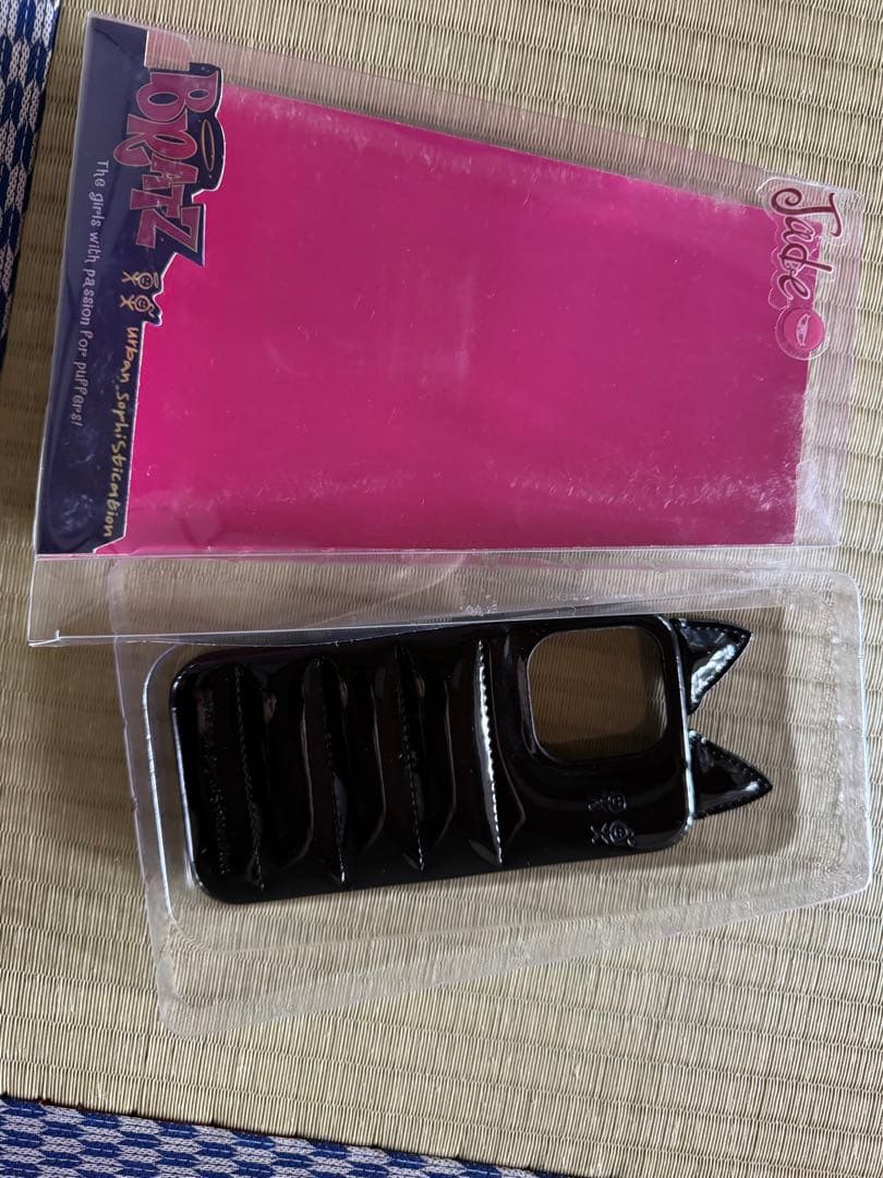 JADE iPhone15プロUrban Sophistication