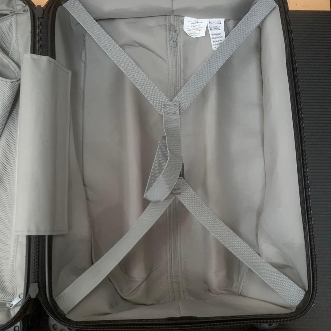 無印良品　4輪キャリーケース ベージュ　35L