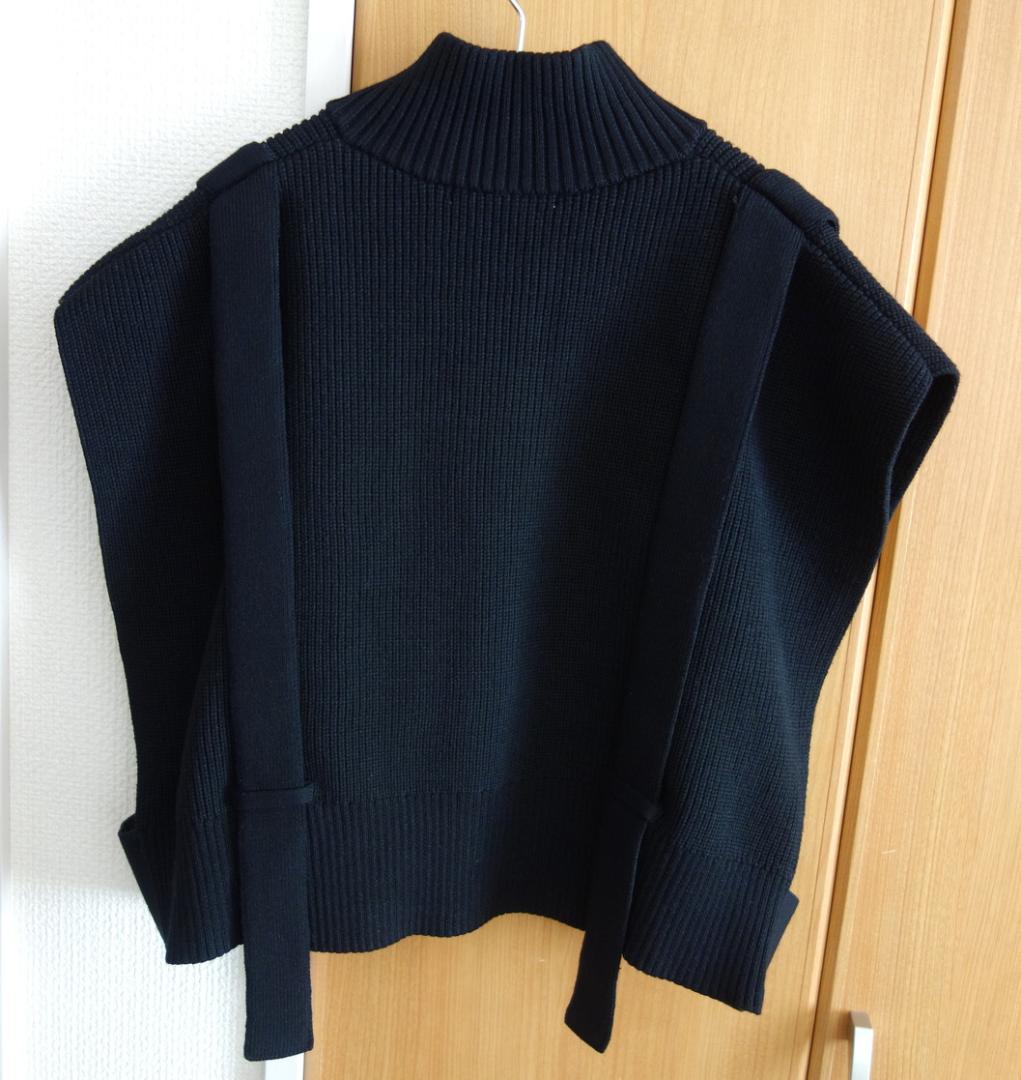 UN3D. フロントジップニットベスト ブラック