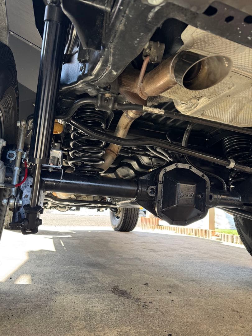 ラングラー Jl フローマスター　マフラー