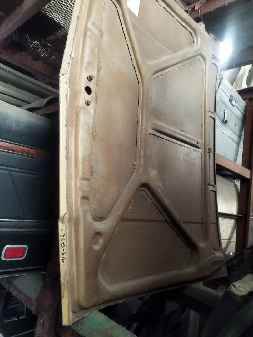 C30　ローレルボンネット