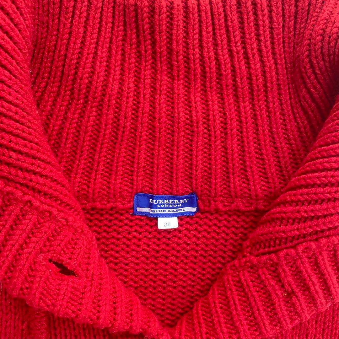 希少　バーバリーブルーレーベル　ニットポンチョ　金ボタン　赤　Mサイズ　三陽商会