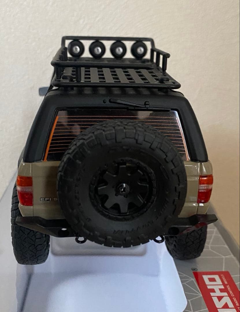 ミニッツ4X4 トヨタ4ランナー　（ハイラックスサーフ）