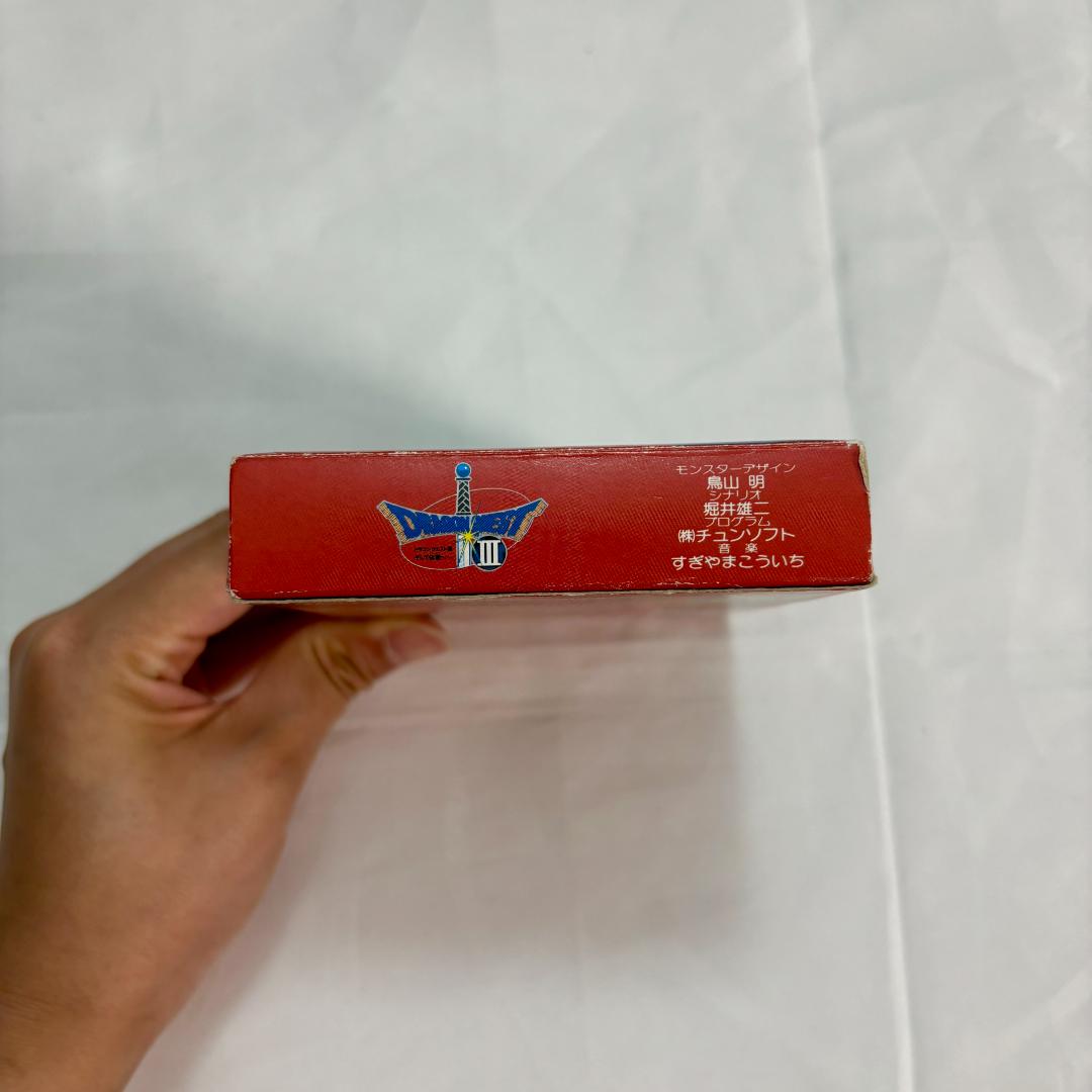 新品未使用★ファミコンカセット ドラゴンクエストIII そして伝説へ…