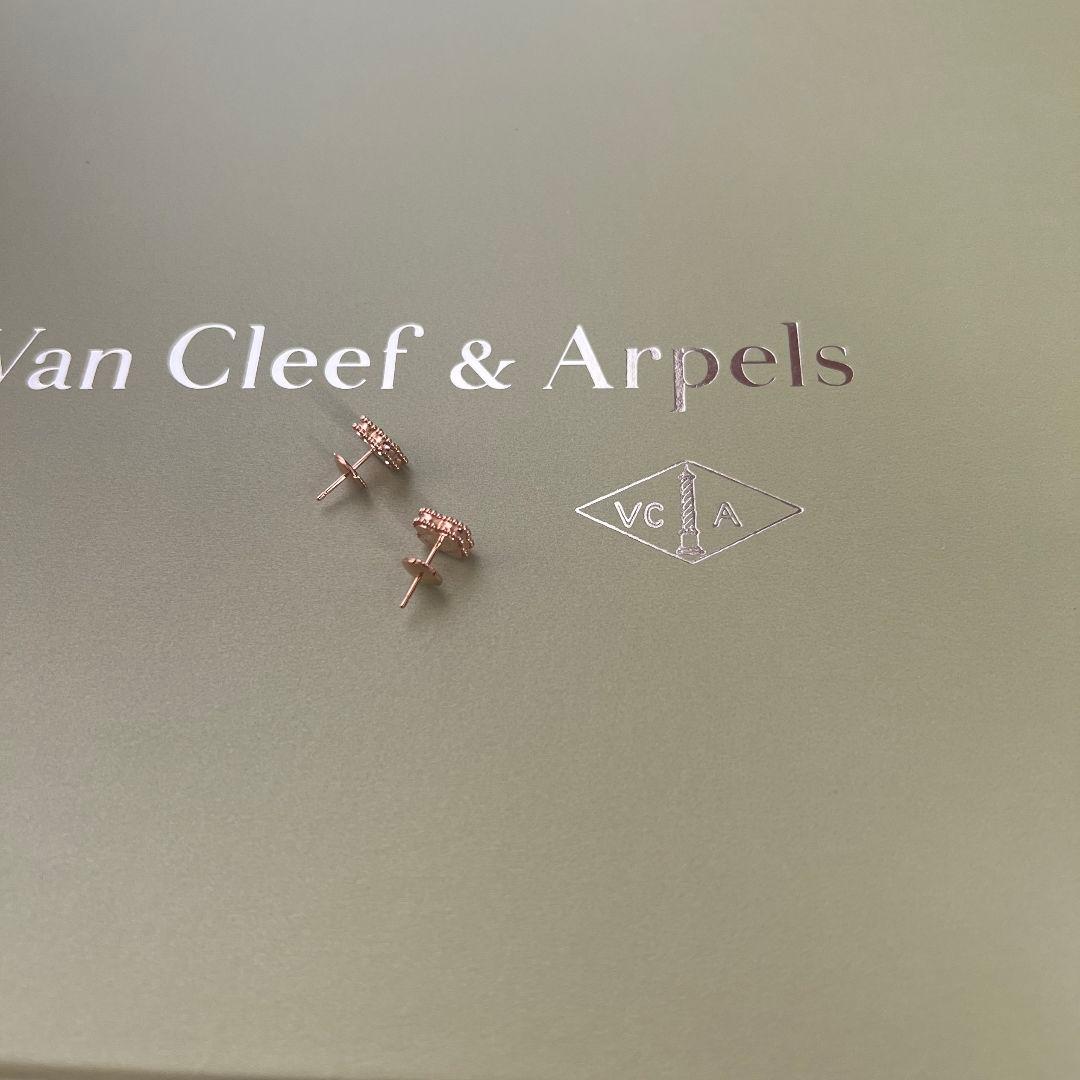Van Cleef & Arpels スウィート アルハンブラ ピアス