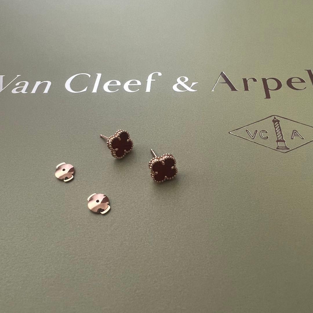 Van Cleef & Arpels スウィート アルハンブラ ピアス