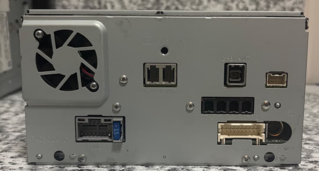 カーナビ Panasonic CN-RE07D