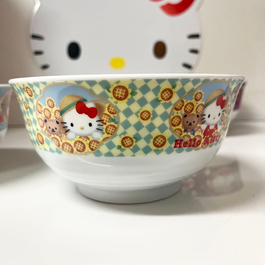 【未使用】ハローキティ ラーメンめぐり　有田焼　丼４個セット
