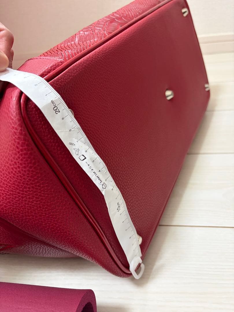 ダンスウィズドラゴン⭐︎赤バッグ　中古品