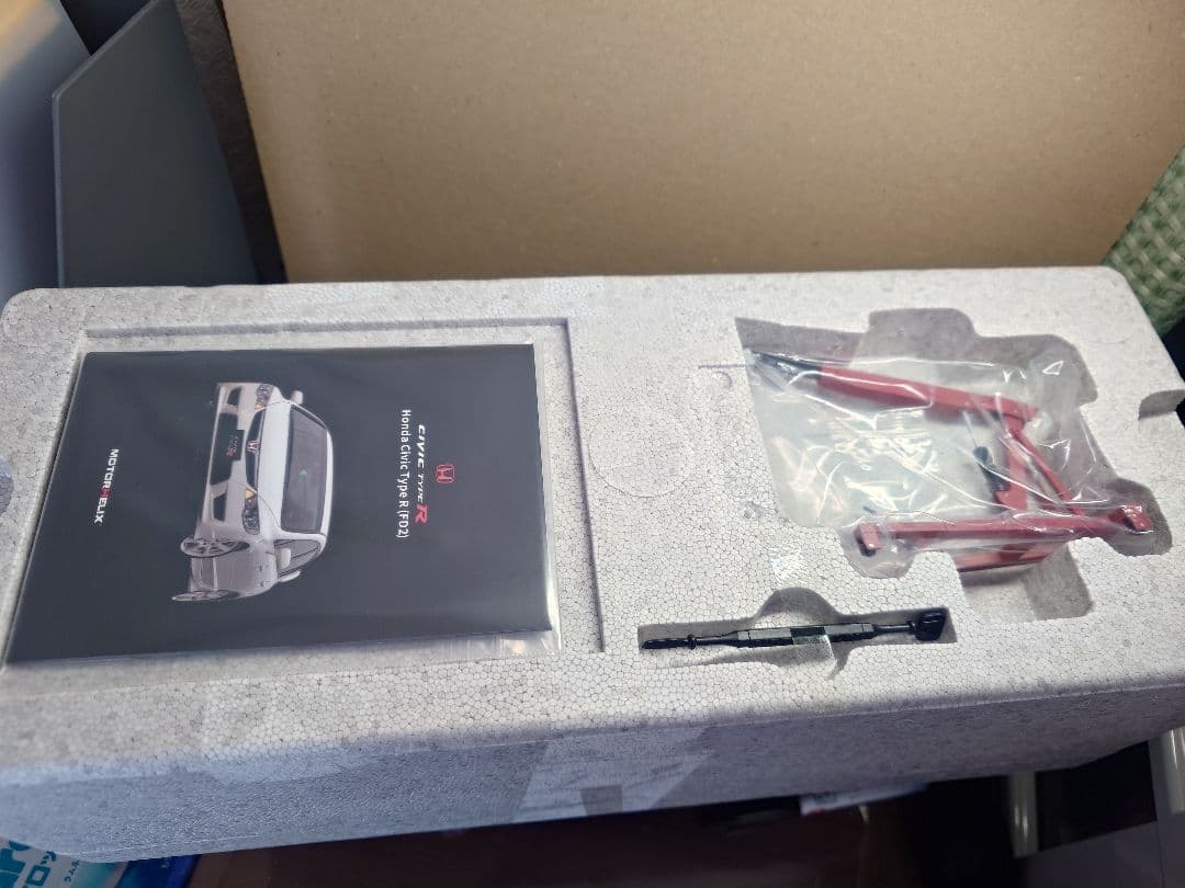 モーターヘリックス　1/18　シビックタイプR　FD2