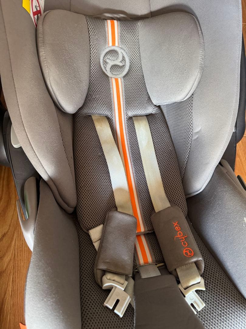 Cybex Cloud G i-Size ベビーシート ISOFIXベース付き