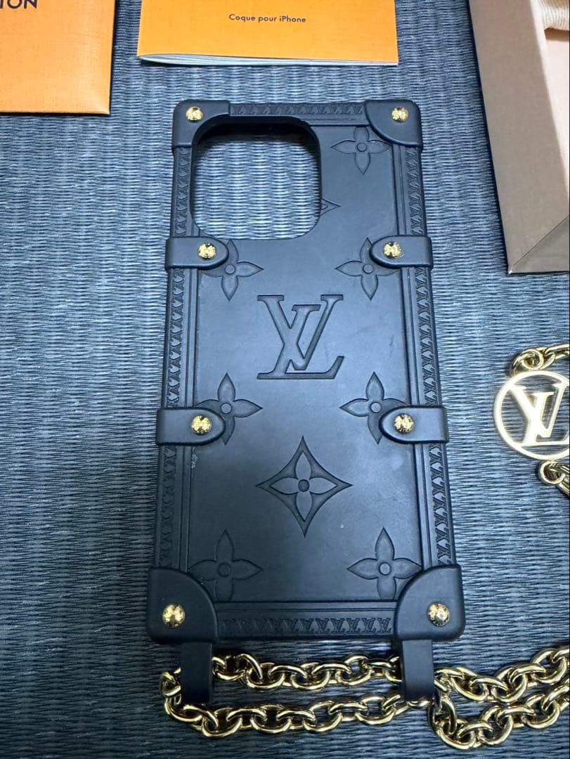 ルイヴィトン iphone ケース 14pro チェーン