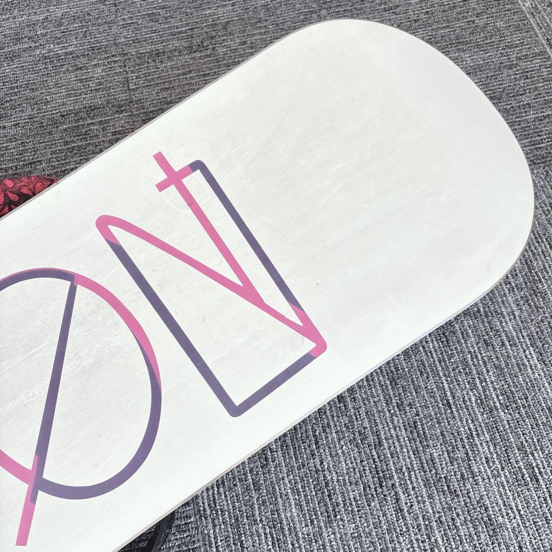 52美品❗️超豪華❗️バートン レディース スノーボードセット★140cm+ビン付