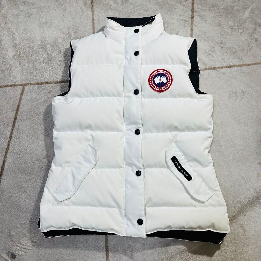 ★ ★カナダグース フリースタイル ベスト 白 S