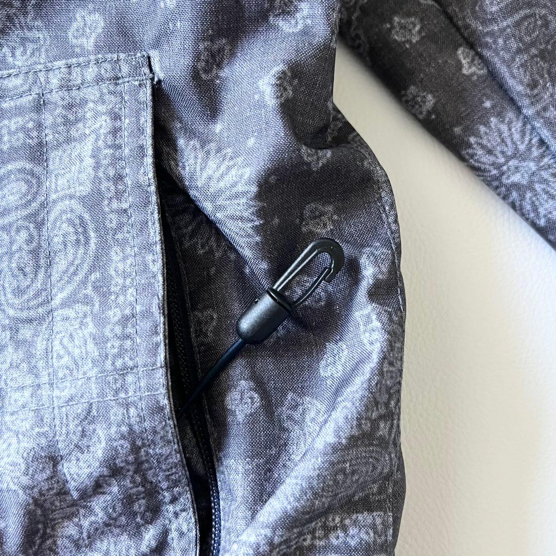 3279 バートン　ジャケット バンダナ柄 フード脱着可能　M グレー 薄紫