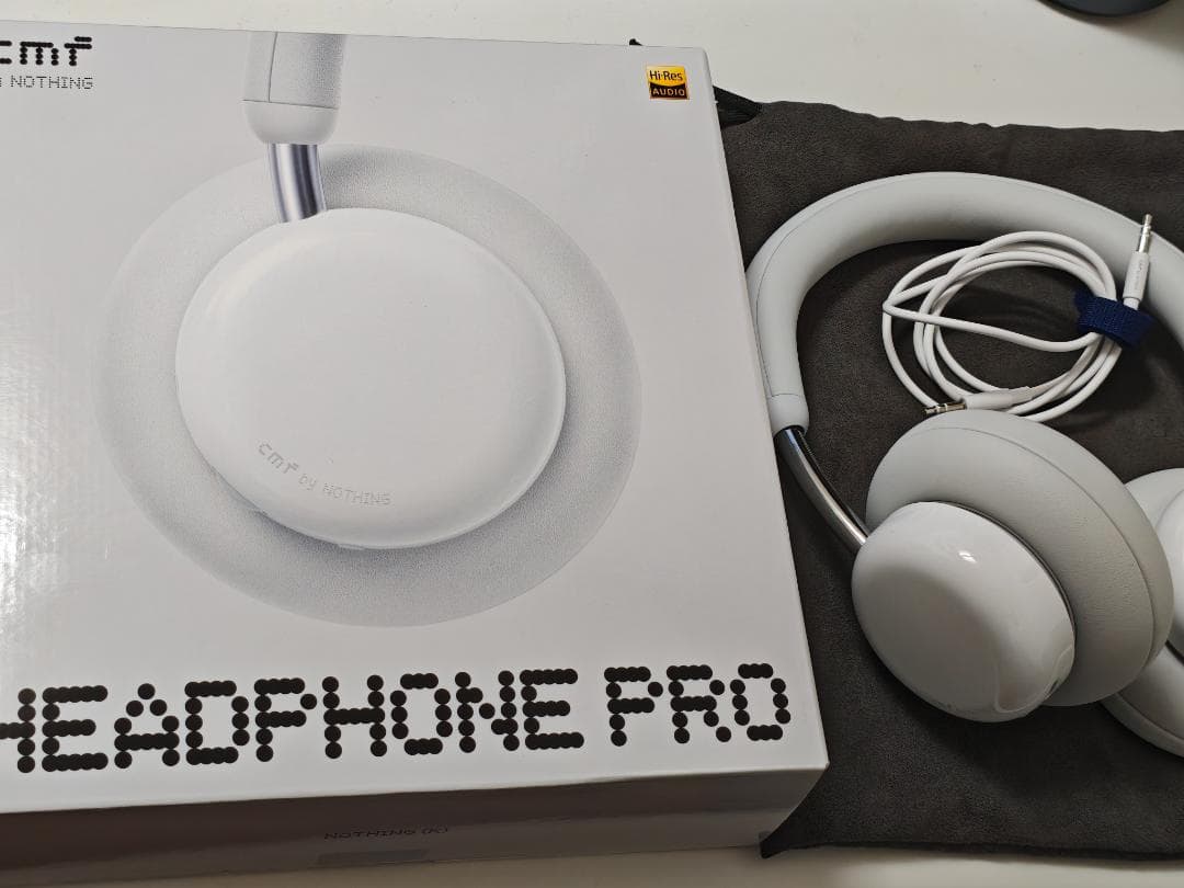 CMF Headphone Pro（ライトグレー）
