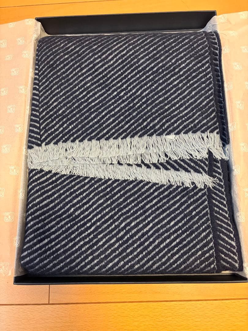 Johnstons of Elgin ジョンストンズ マフラー ネイビー✖️グレー