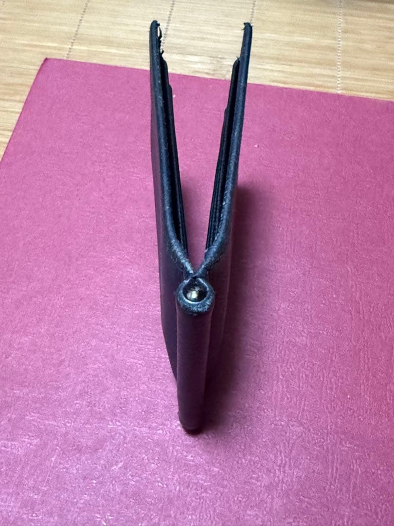 PRADA マネークリップ付き2つ折り財布 サフィアーノレザー