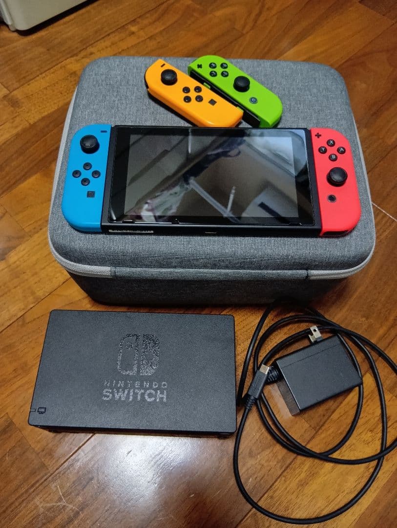 Nintend Switch　ニンテンドースイッチ　バッテリー強化版　2021年