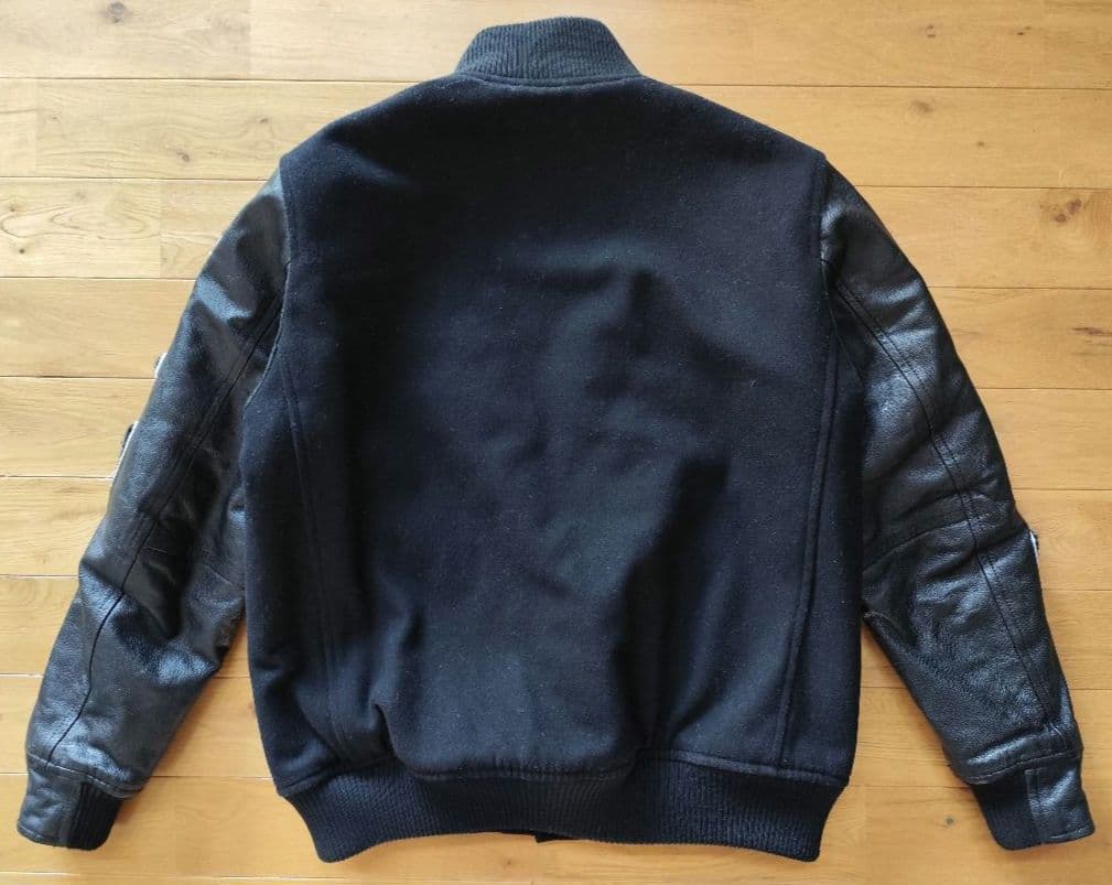 NEWERA バーシティジャケット M 黒 刺繍 山羊革 スタジャン