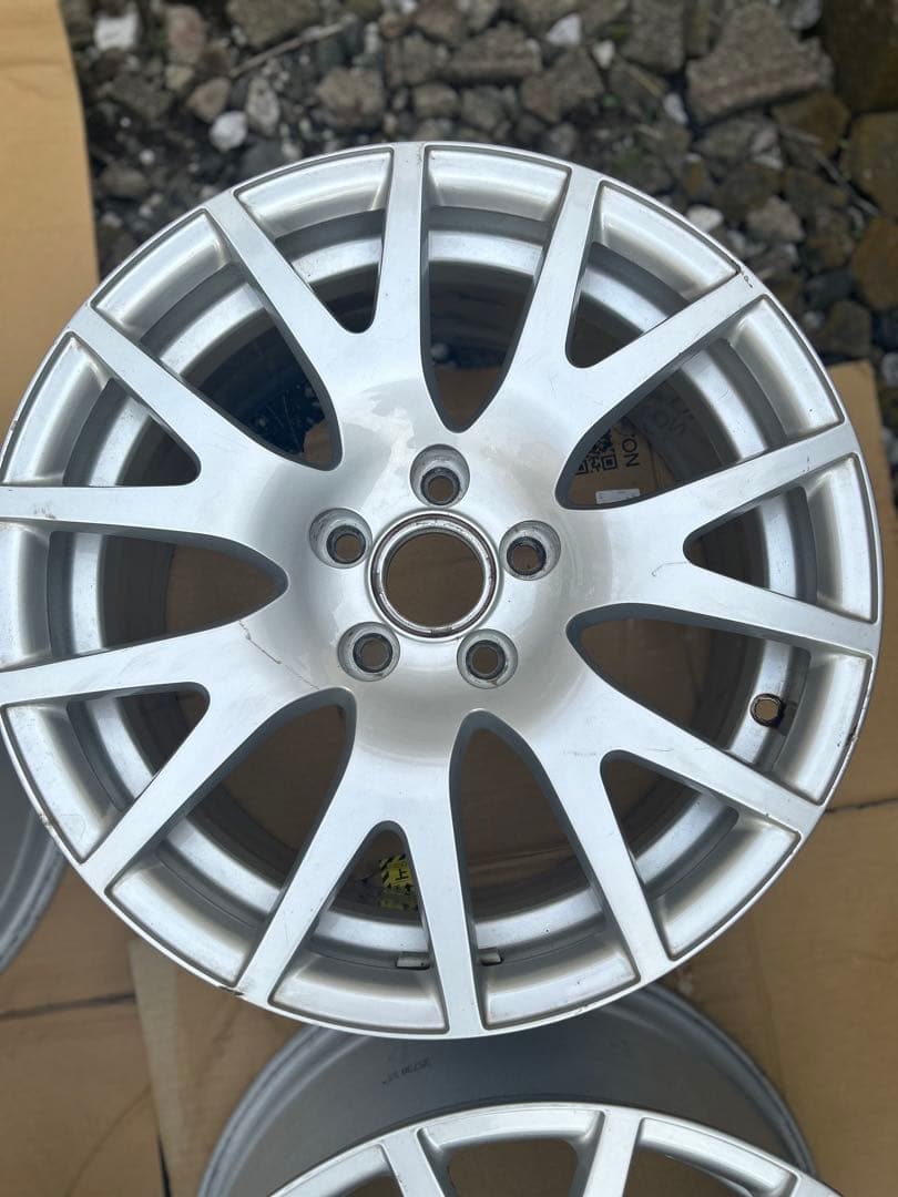 AUDI TT 純正17インチアルミホイール