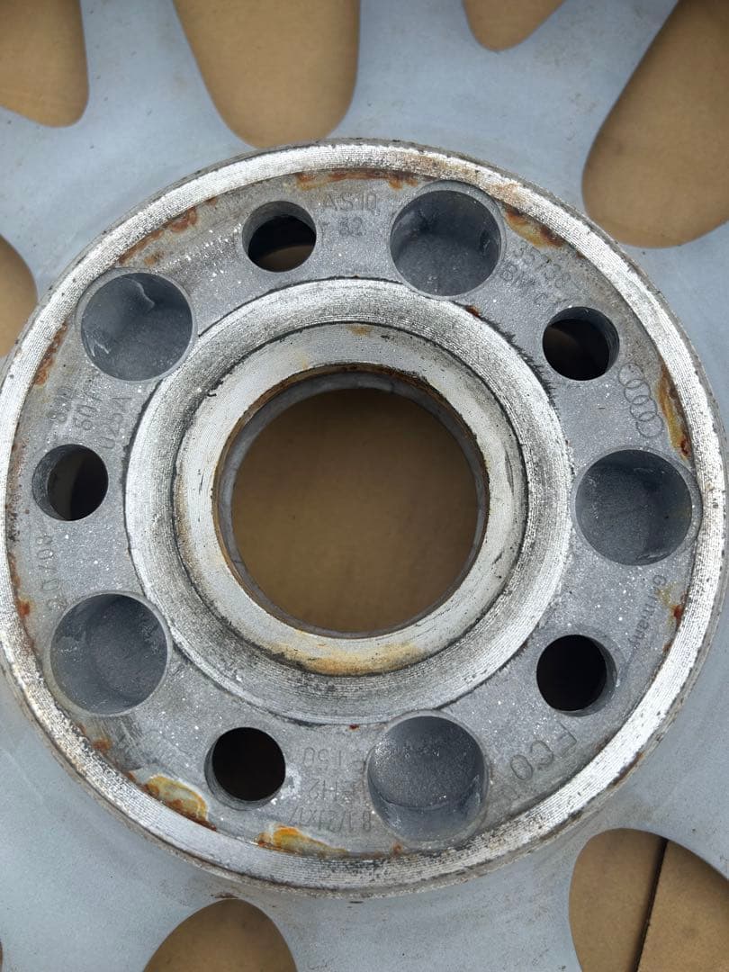 AUDI TT 純正17インチアルミホイール