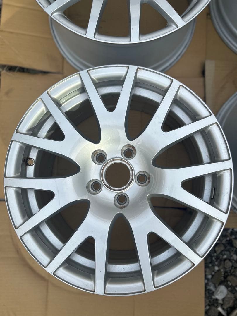 AUDI TT 純正17インチアルミホイール
