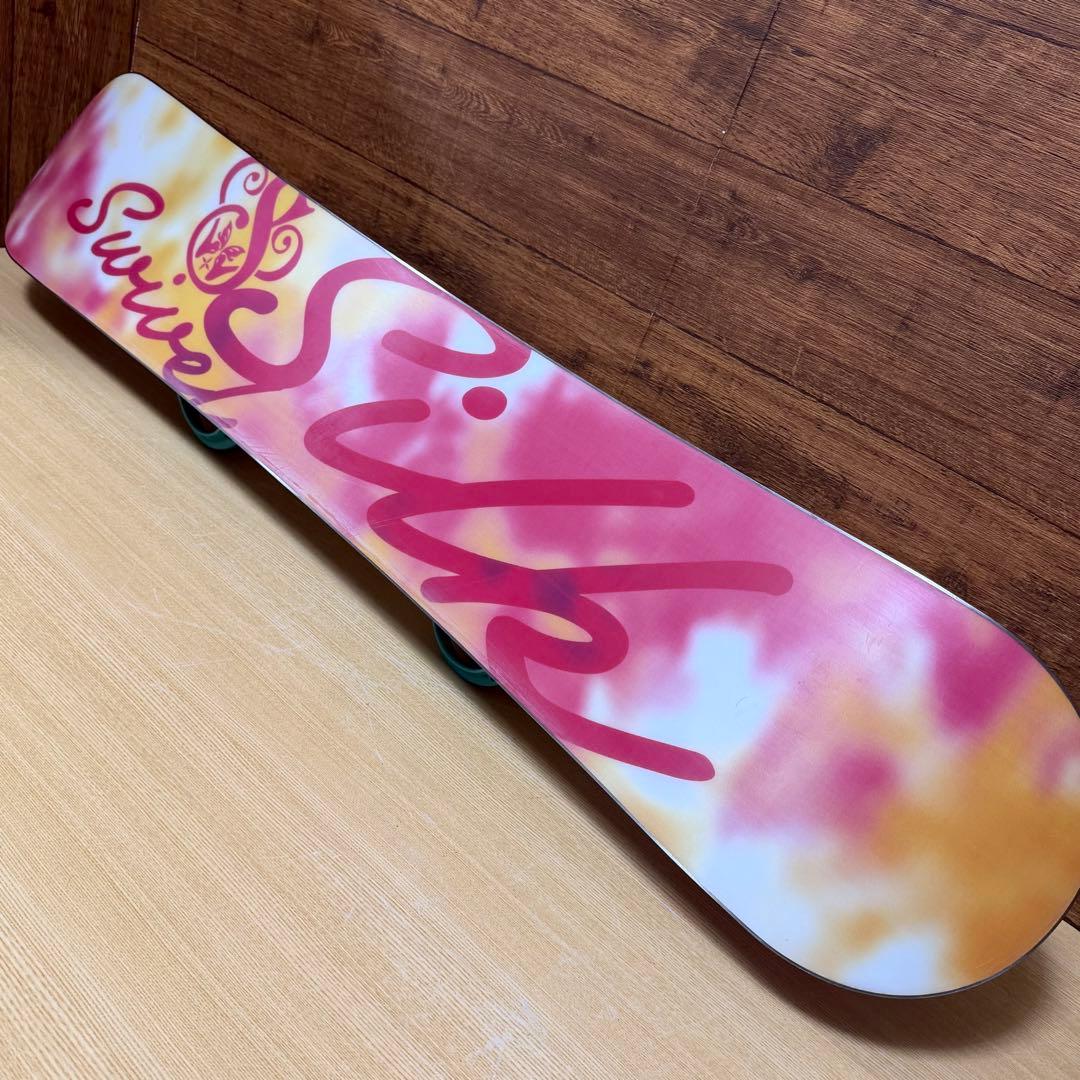 美品　SWIVELスウィベル　レディース　スノーボード4点　142cm かわいい