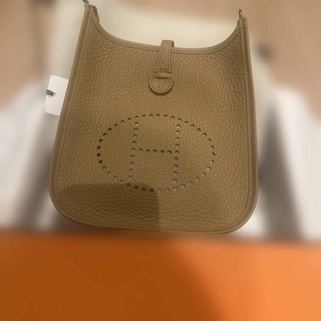 ♡*♡様 新品未使用　2月購入　HERMES エヴリンtpm ビスキュイ