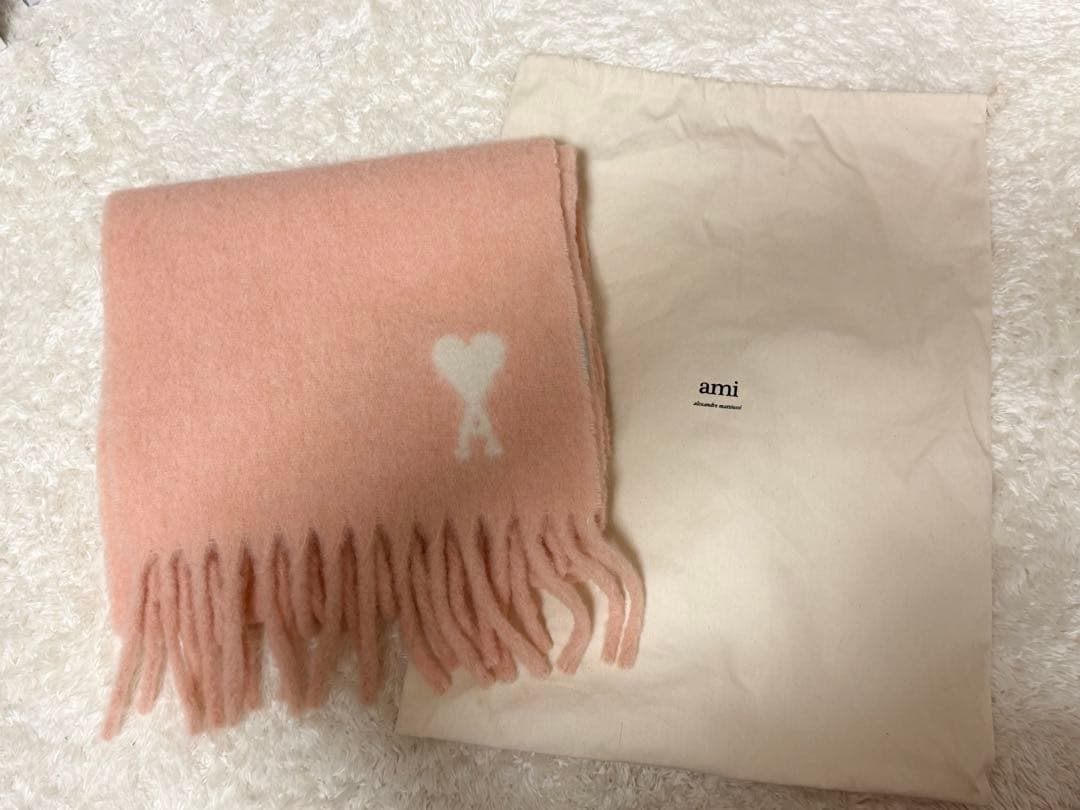 AMI PARIS アミパリス　マフラー ピンク