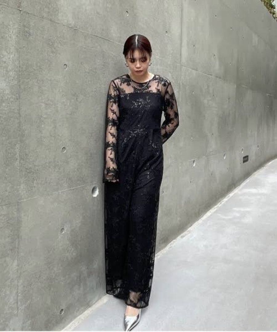 美品⭐︎ Ameri vintage SPANGLE LACE ROMPERS