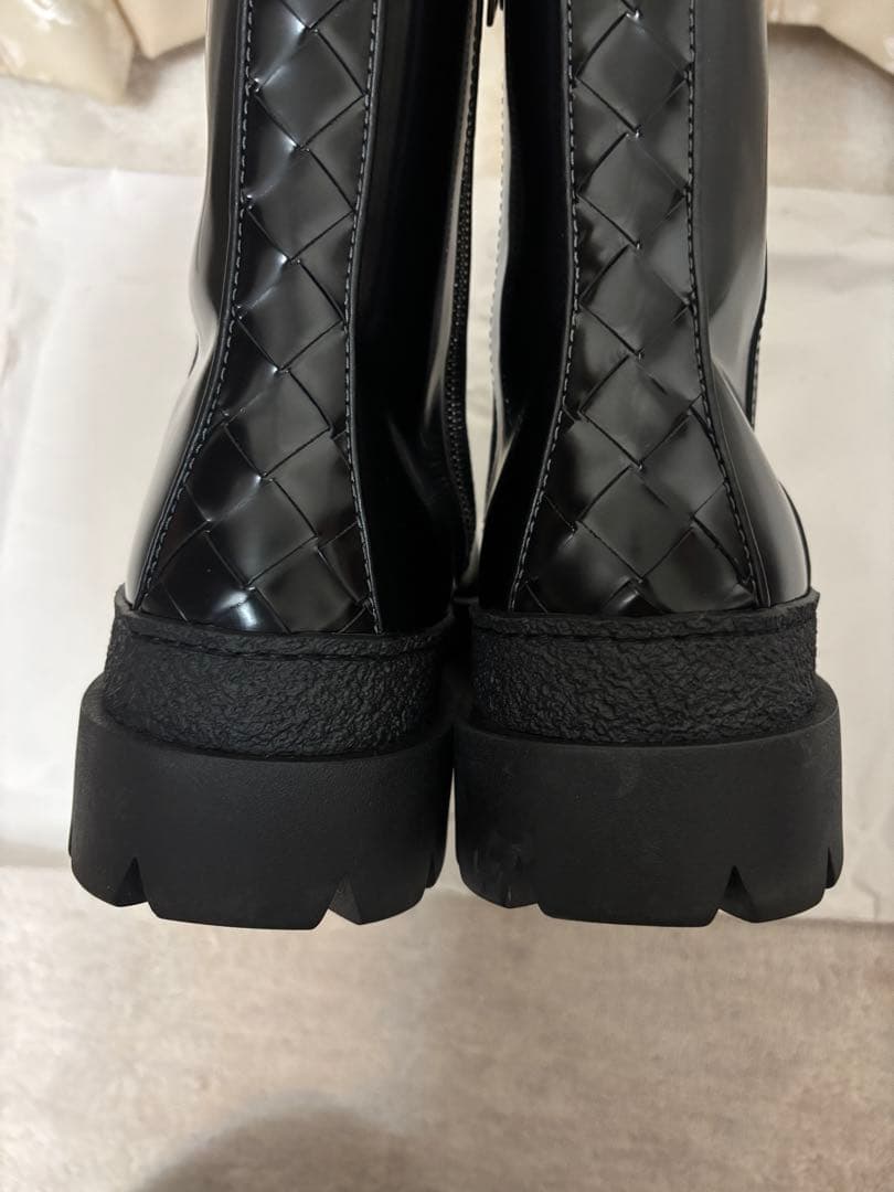 現行極美品！ボッテガヴェネタ ハイウェイ アンクルブーツ ブラック 42