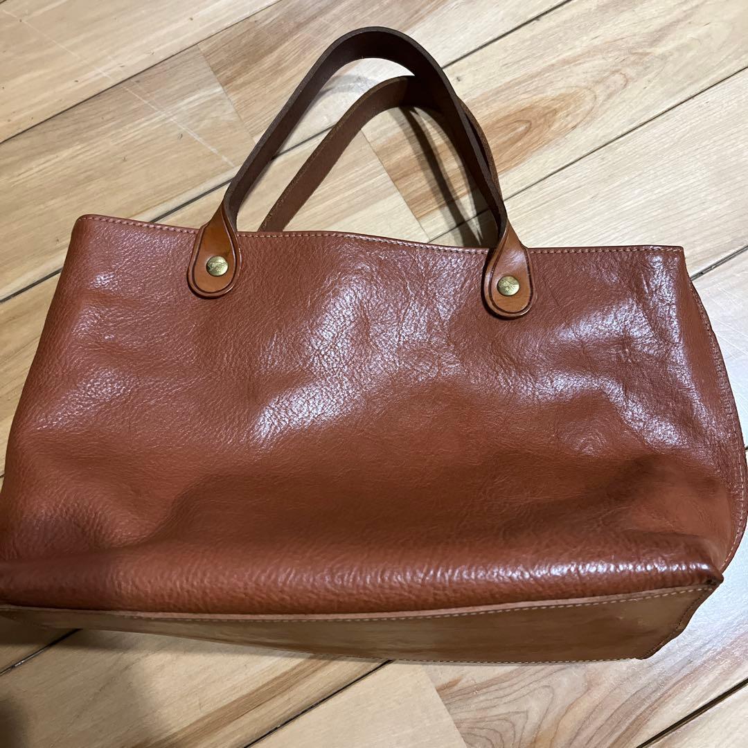 IL BISONTE イルビゾンテ　レザー　ハンドバッグ