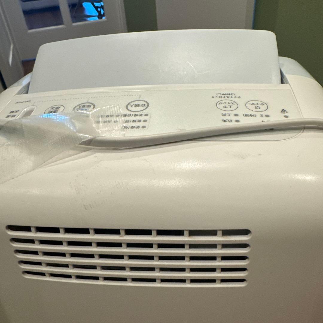 SHARP 除湿機　ワンシーズンの使用 CM-P100-W
